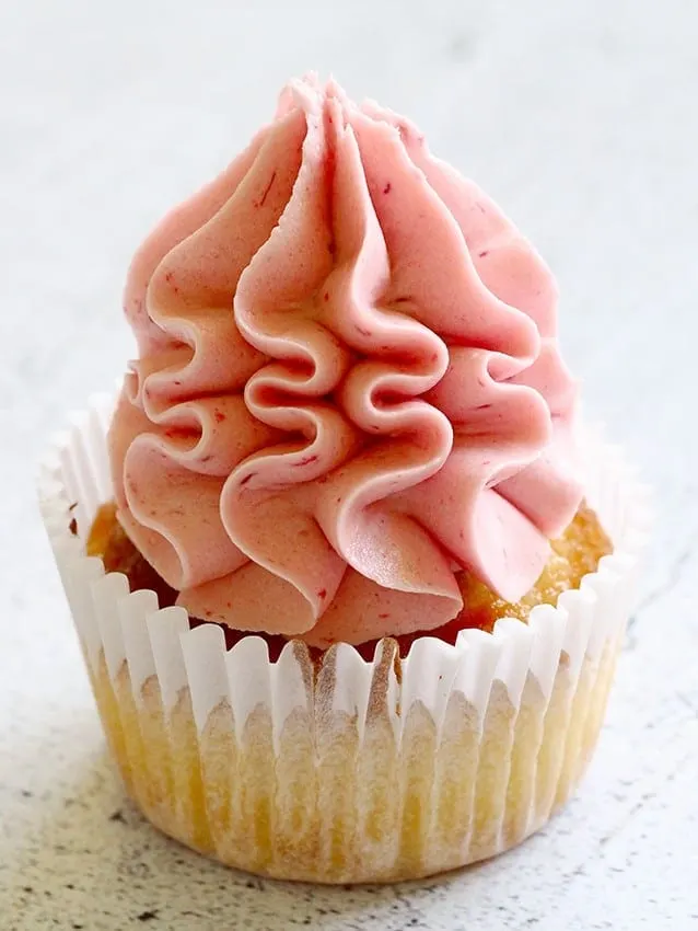 keto strawberry cupcake