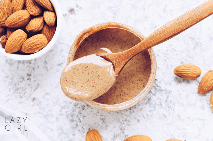 Keto homemade almond buter