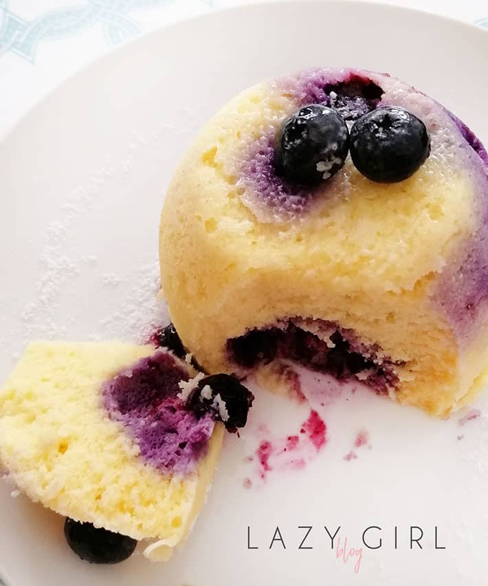 low carb keto blueberry crumb cake