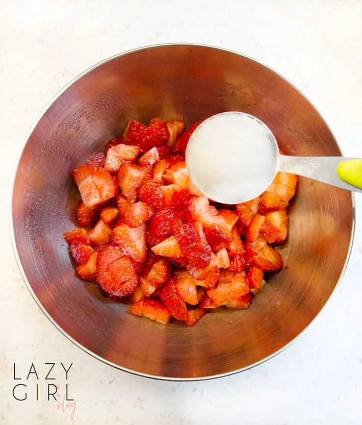 Easy No-Bake Strawberry Tiramisu Cups prep 1