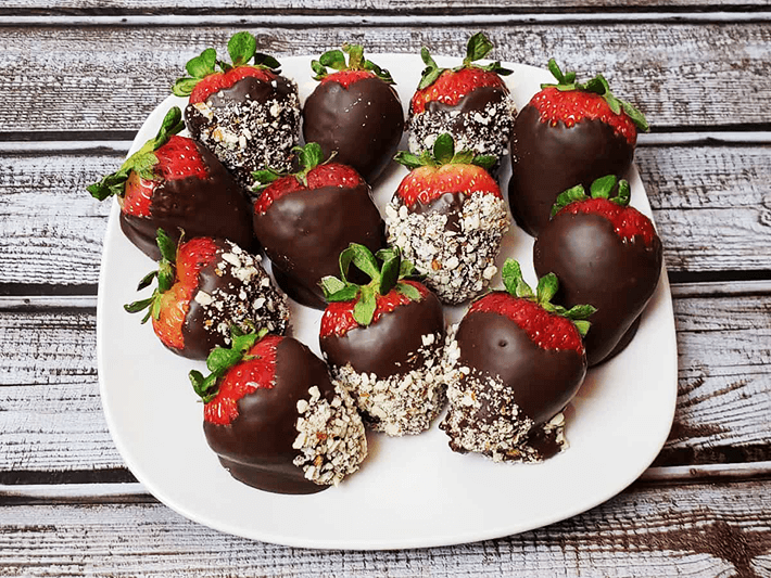 Keto Chocolate Covered Strawberries