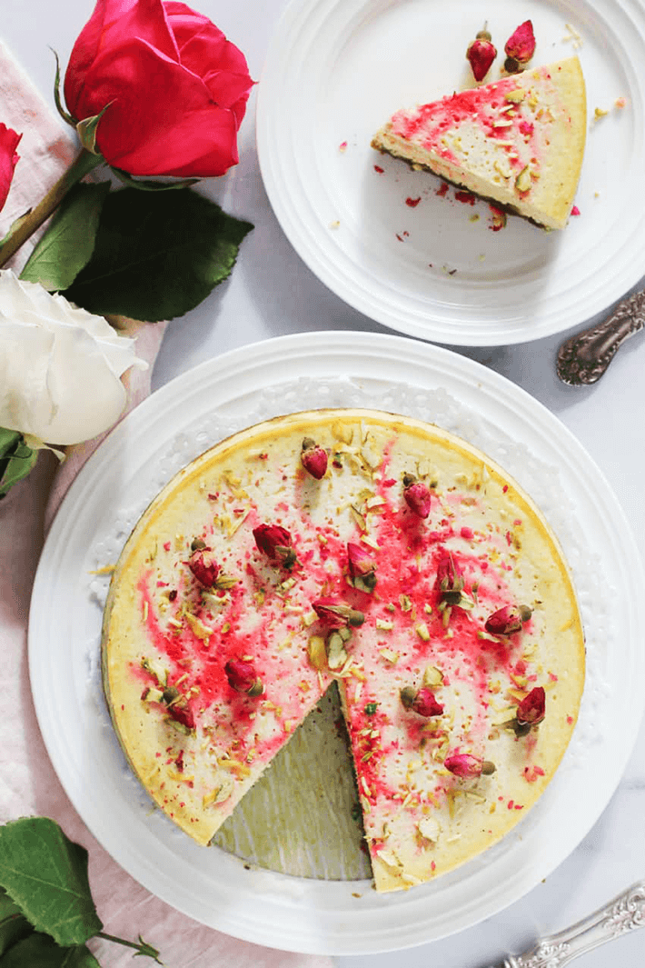 Ricotta cheesecake with rose
