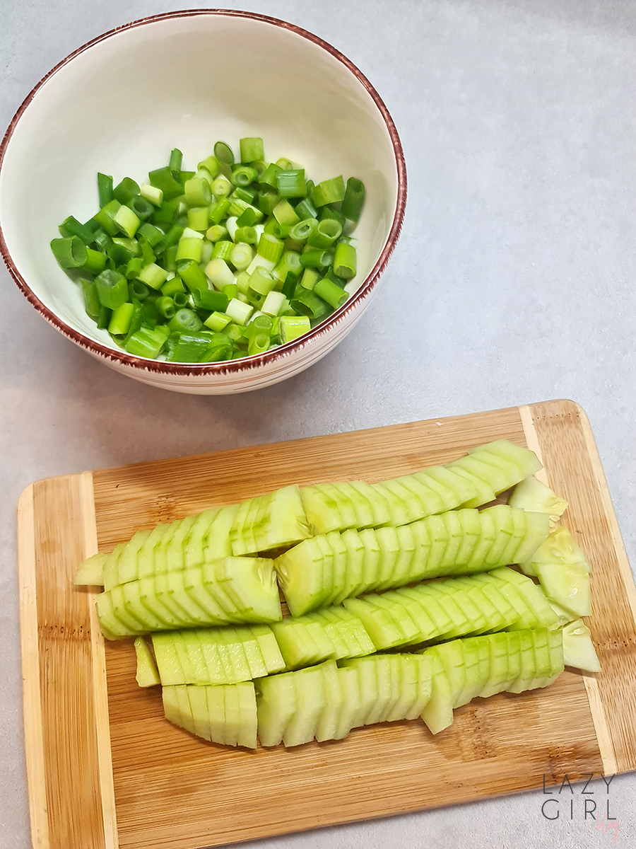 Easy 3-Ingredient Healhy Cucumber Summer Salad ingredients